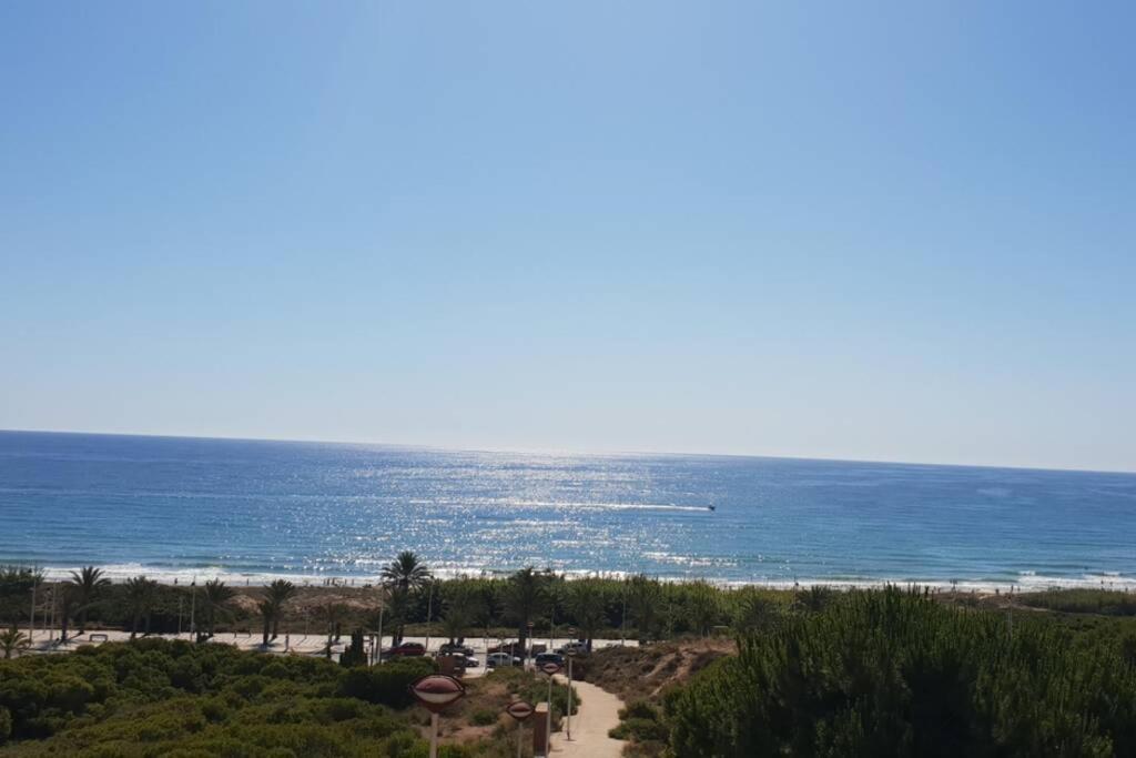 Apartamento Muy Cerca Del Mar. Arenales del Sol Kültér fotó