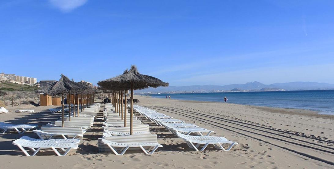 Apartamento Muy Cerca Del Mar. Arenales del Sol Kültér fotó