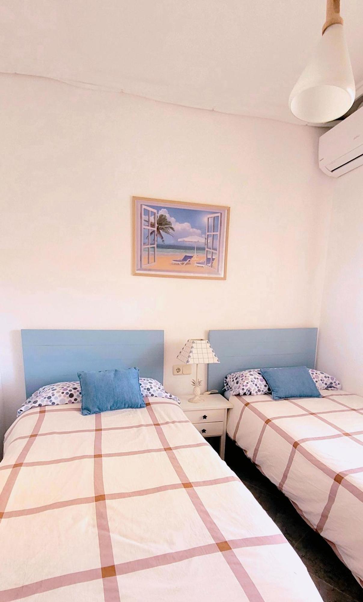 Apartamento Muy Cerca Del Mar. Arenales del Sol Kültér fotó